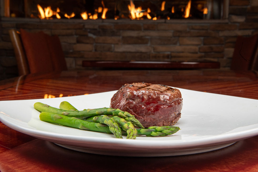 DJW Woodfire Grille Steak and Asparagus